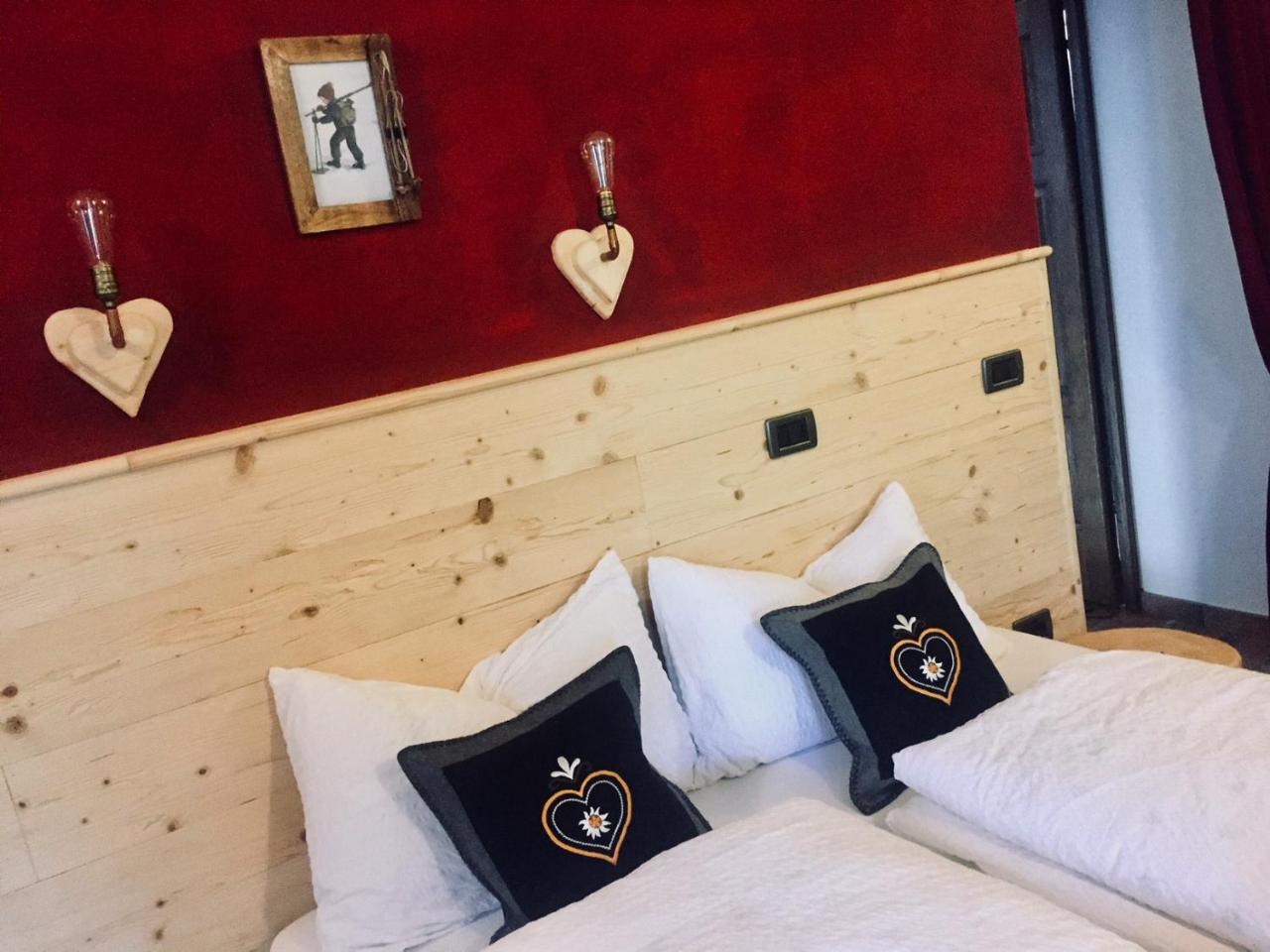 Casa Benassi ,Room&Suite , Con Zona Benessere Riolunato Ngoại thất bức ảnh